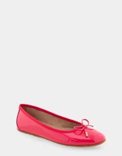 Comfortable Women's Ballet Flat in Virtual Pink Patent Faux Leather
