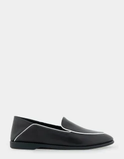 Comfortable Women's Collapsible Back Loafer in Black Leather