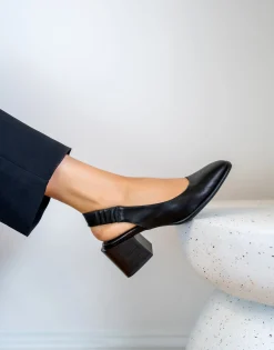 Comfortable Women's Covered Elastic Slingback Block Heel Pump in Black Leather Leather