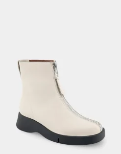 Comfortable Women's Flexible Molded Unit Front Zip Bootie in Eggnog Pebbled Leather