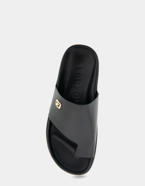 Comfortable Women's Hooded Toe Ring Footbed Sandal in Black Leather