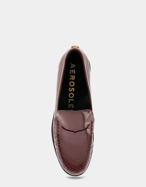 Comfortable Women's Lightweight Flexible Tailored Weejun Loafer in Burgundy Crinkled Patent Faux Leather Patent Faux Leather