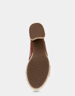 Comfortable Women's Platform Sandal in Gingerbread Leather