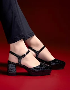 Comfortable Women's Quarter Strap Two Piece Platform Pump in Black Croco Faux Leather