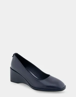 Comfortable Women's Sculpted Wedge Pump in Navy Leather