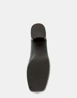 Comfortable Women's Tailored Platform Loafer in Black Leather