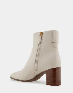 Comfortable Women's Tapered Toe Covered Heel Bootie in Eggnog Leather