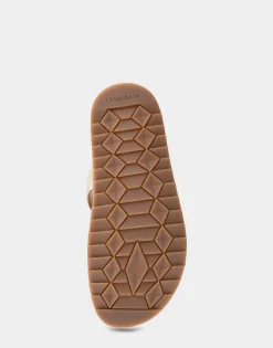 Comfortable Women's Three Band Footbed Sandal in Rose Gold Leather