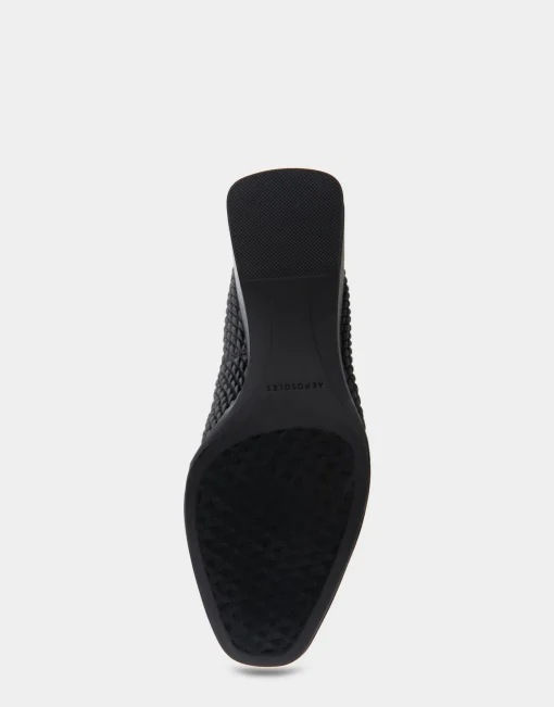 Comfortable Women's Wedge Pump in Black Faux Leather