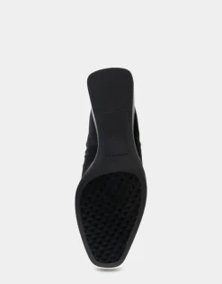 Comfortable Women's Wedge Pump in Black Gabardine Fabric